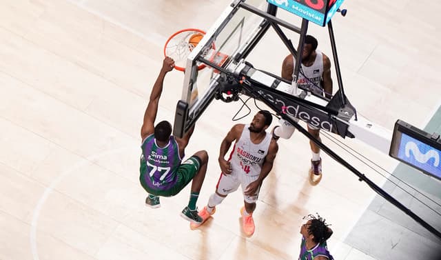 Unicaja-Baskonia (94-73)