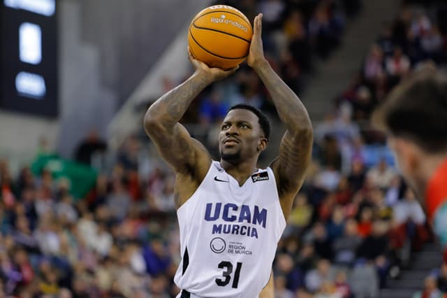 Ennis, Top10 en puntos del UCAM