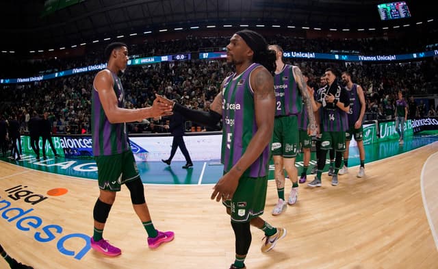 Unicaja 105 - BAXI Manresa 97