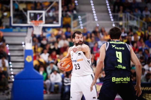 Dreamland GC 54 - Real Madrid 69