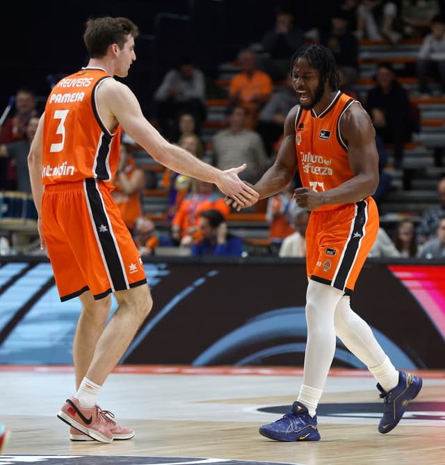 Valencia BC-Surne BB (89-70)