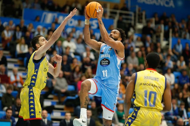 Río Breogán-MoraBanc Andorra 94-74