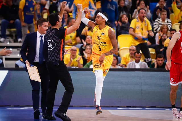 Dreamland GC 94 - BAXI Manresa 89