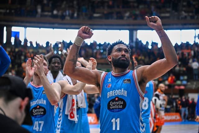 Leyma Coruña 98 - Río Breogán 106