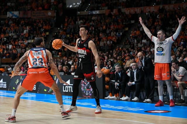 Leyma Coruña 89 - B. Girona 99