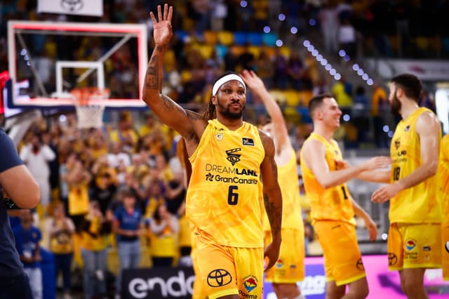 Dreamland GC 91 - Unicaja 89