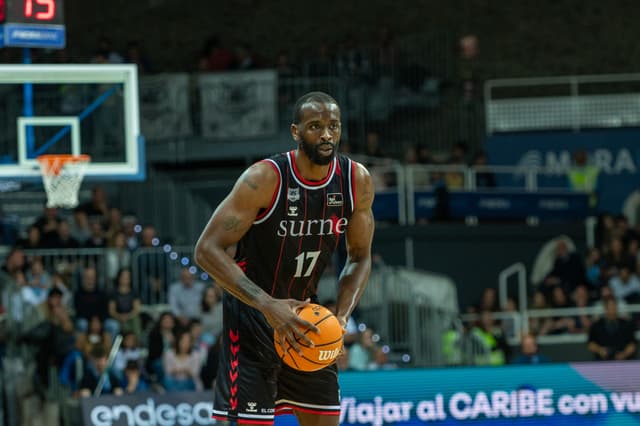 Marvin Jones no sigue en Bilbao