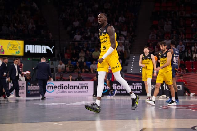 Ibou Badji no sigue de aurinegro