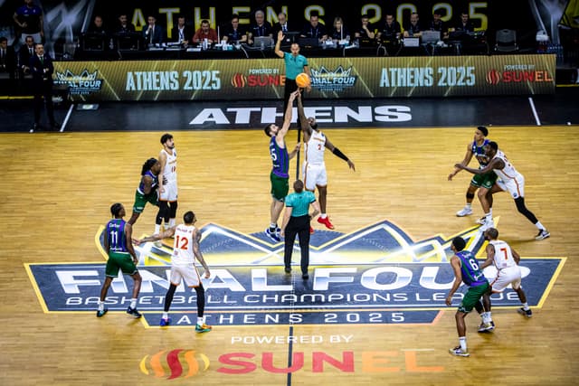 La acb felicita al Unicaja