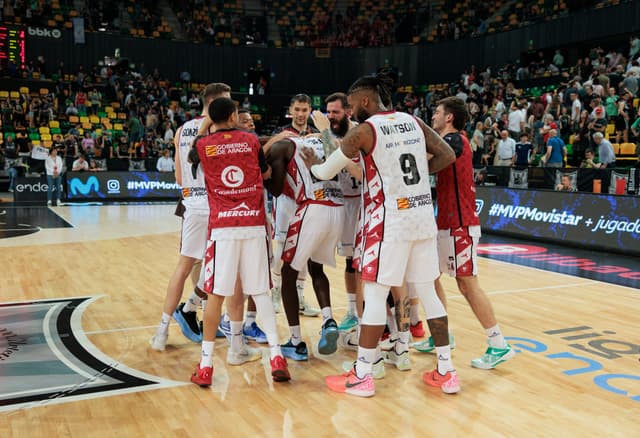 Surne BB-Casademont Zgz (104-111)