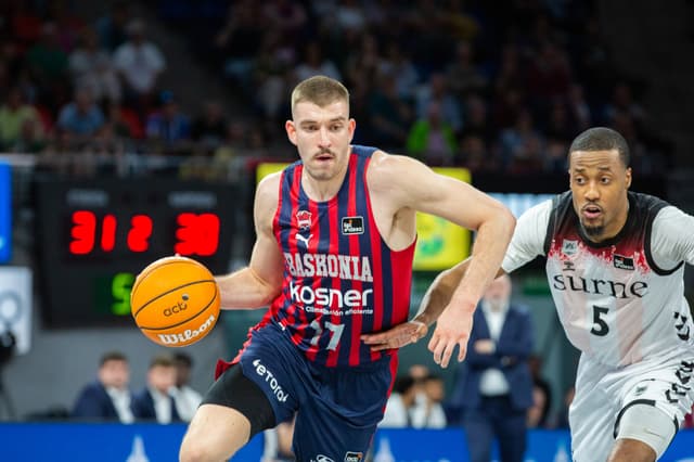 Rogkavopoulos se va del Baskonia