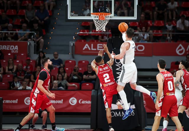 Casademont Zgz-Real Madrid (89-104)