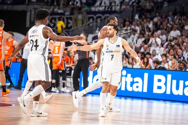 Real Madrid 89 - Valencia B 75