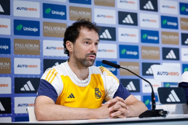 Llull: "Una historia diferente"