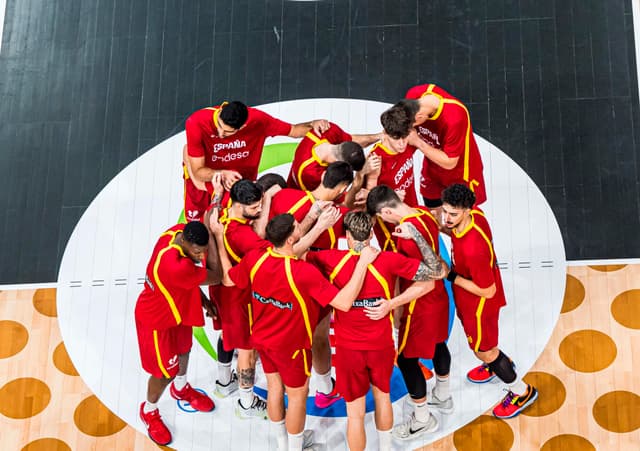 España se la juega ante Grecia