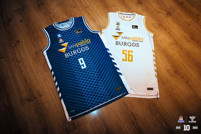 San Pablo Burgos celebra con hummel