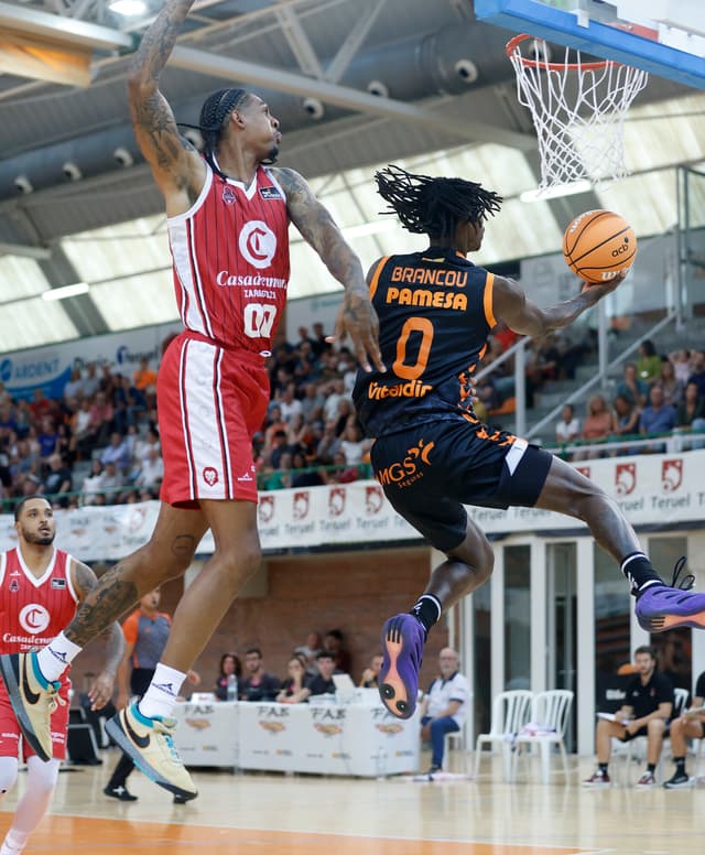 Casademont-Valencia (80-98)