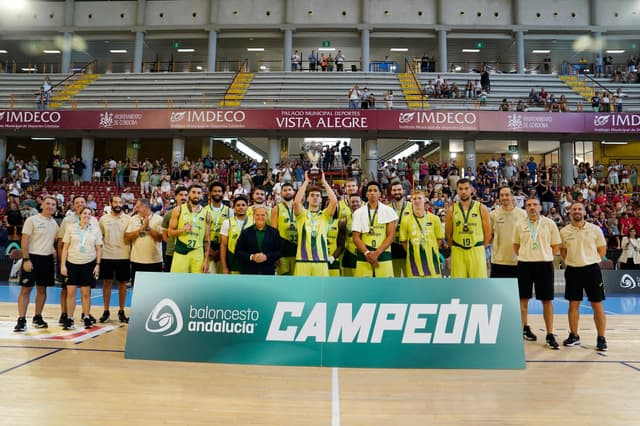 Unicaja-Coviran (89-81)