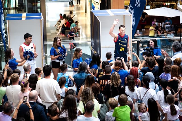 El “Contrastem Qui Som ”