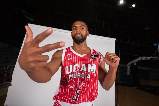 David DeJulius, Jugador J3