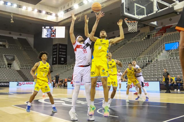 Coviran-Dreamland (97-88)