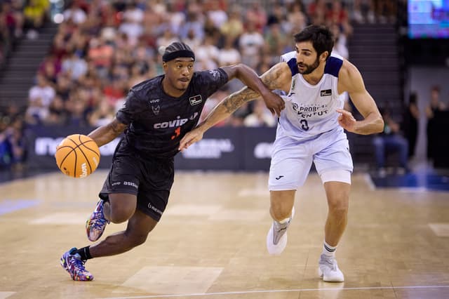 Micah Speight deja el Coviran