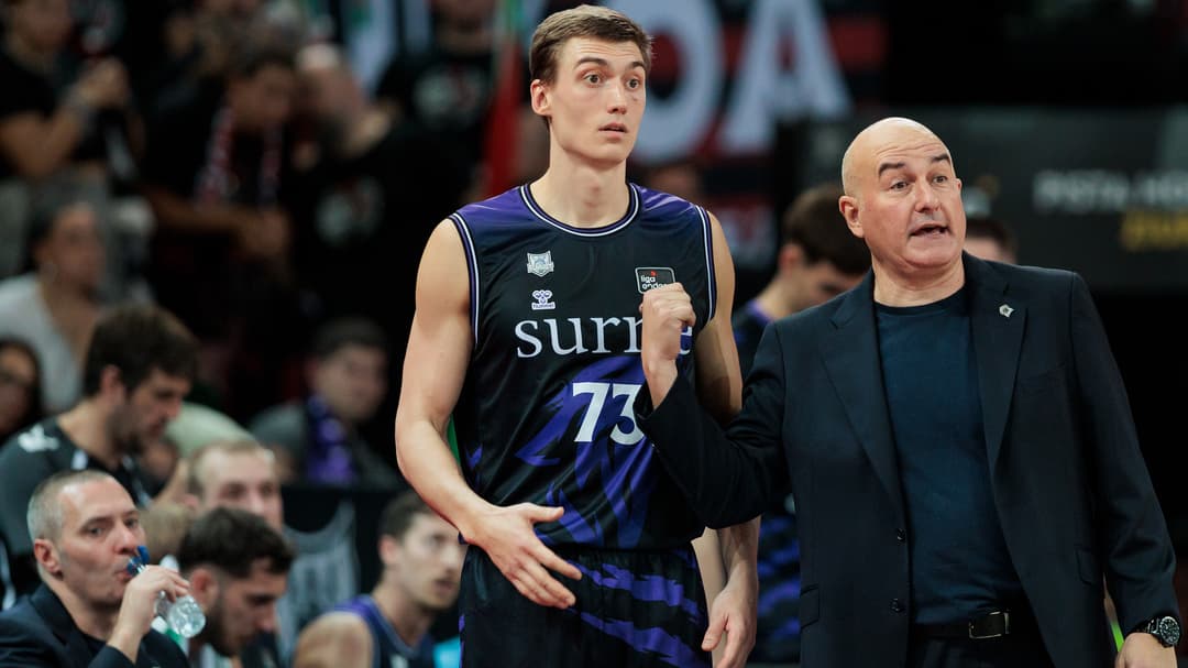 Stefan Lazarevic junto a Jaume Ponsarnau