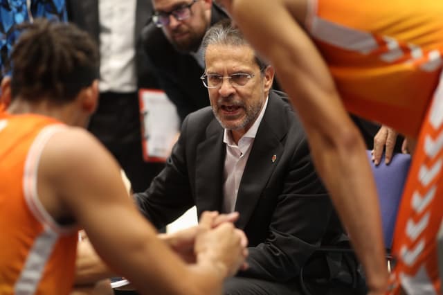 Las 100 de Pedro Martínez