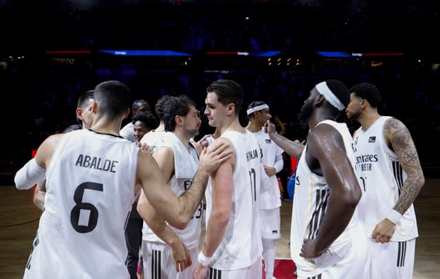 Real Madrid 90 - Recoletas Salud 80