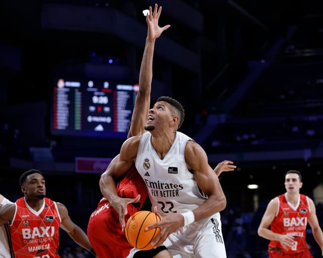 Tavares, 39 valoración y 100% en t1