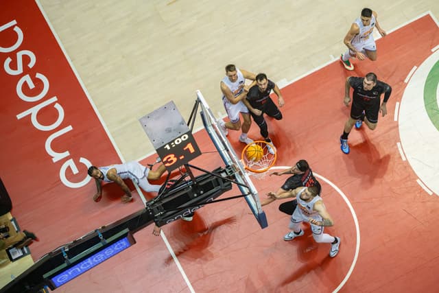 Bàsquet Girona 82 - Coviran Grn 76