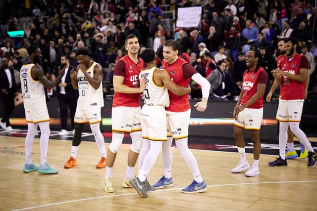 Coviran Granada-UCAM Murcia (79-86)