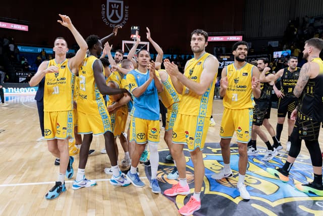 La Laguna Tnf-Dreamland GC (70-71)