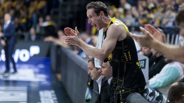 Huertas, 100 partidos desde su 40º aniversario