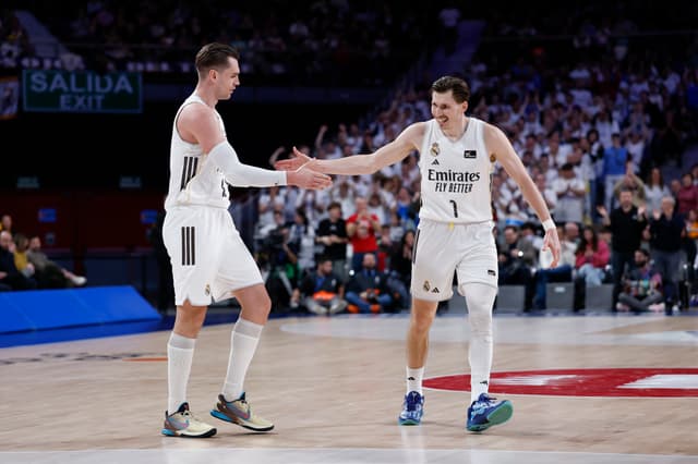 Real Madrid 94 - Valencia Basket 79