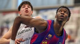 Lance de juego del partido entre Barça y Burgos Grupo Santiago de Liga U