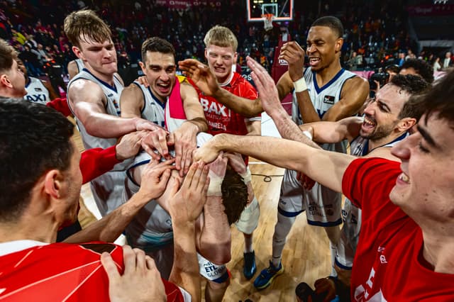 Hiopos Lleida-BAXI Manresa (90-99)