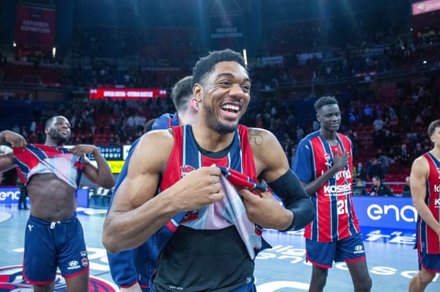 Trent Forrest, Jugador de la J21