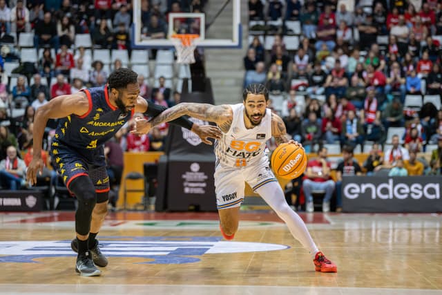 B. Girona 82 - MoraBanc Andorra 75