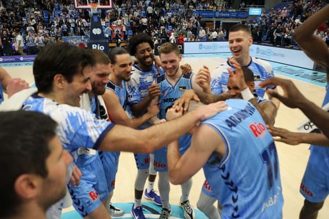 Río Breogan consigue la victoria ante Baxi Manresa (91-78)