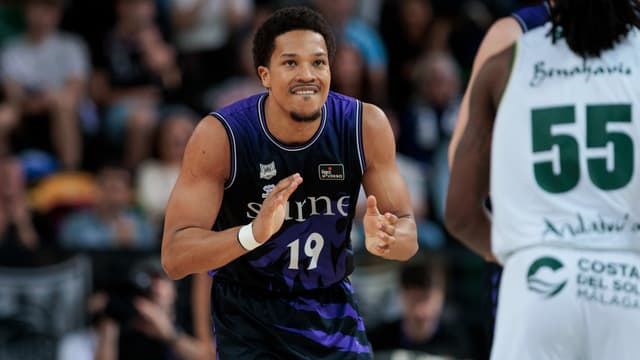 Hilliard y Pantzar lideran la exhibición bilbaína ante Unicaja (90-76)