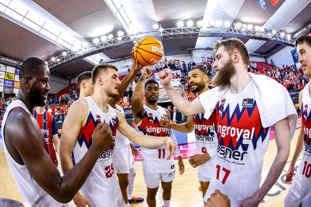 Kosner Baskonia resiste ante BAXI Manresa (88-83)