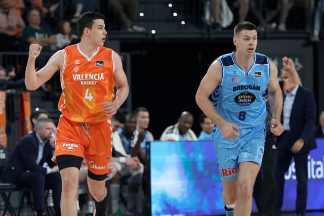 Un coral Valencia Basket consigue superar al Rio Breogán (105-88)