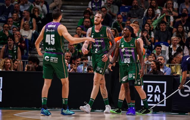 Unicaja frena su mala racha y recupera autoestima a costa del Hiopos Lleida (91-72)