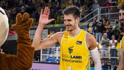 Nico Brussino volvió a jugar un gran papel en el SuperManager acb