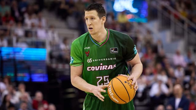 Luka Bozic, MVP del mes de abril