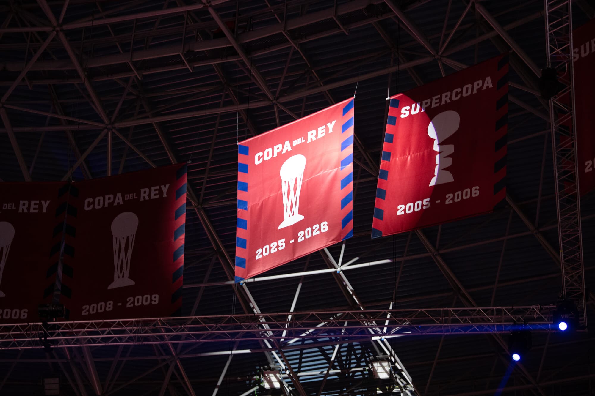 El Izado de la bandera de campeón de la Copa del Rey de la acb 2026 en el Buesa Arena