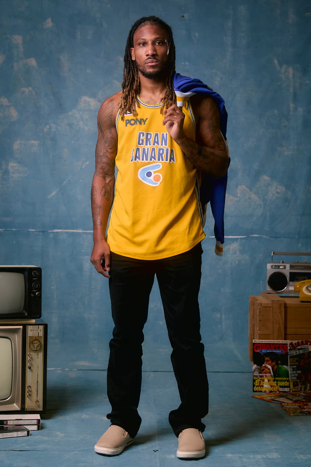 Andrew Albicy posa para el calendario