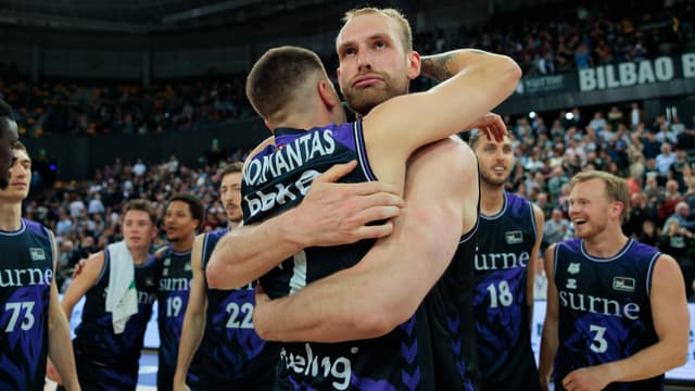 Surne Bilbao gana a un Real Madrid mermado y se mete en Playoff (88-82)