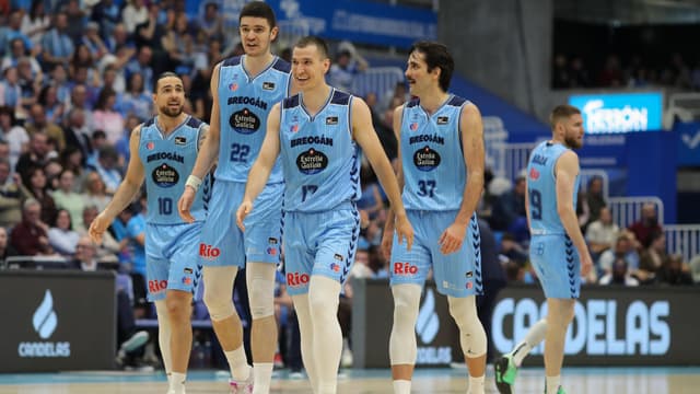 Un Río Breogán de dulce sigue haciendo disfrutar al Pazo (95-76)